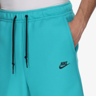 Nike Tech Fleece 