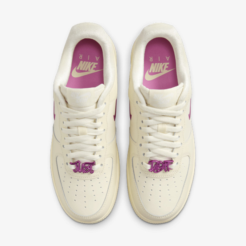 Nike Air Force 1 '07 
