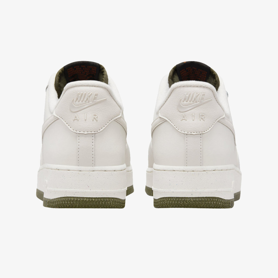 Nike AIR FORCE 1 '07 LV8 