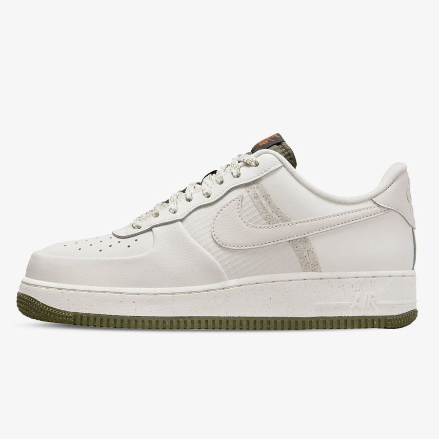 Nike AIR FORCE 1 '07 LV8 