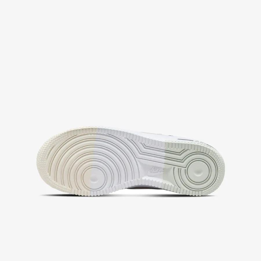 Nike AIR FORCE 1 LV8 1 BG 