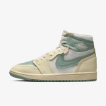 Nike WMNS AIR JORDAN 1 MM HIGH 