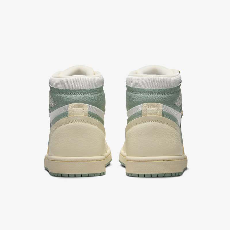 Nike WMNS AIR JORDAN 1 MM HIGH 