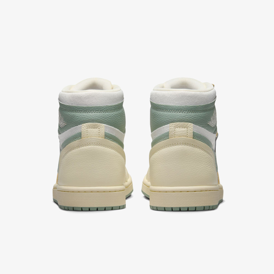 Nike WMNS AIR JORDAN 1 MM HIGH 