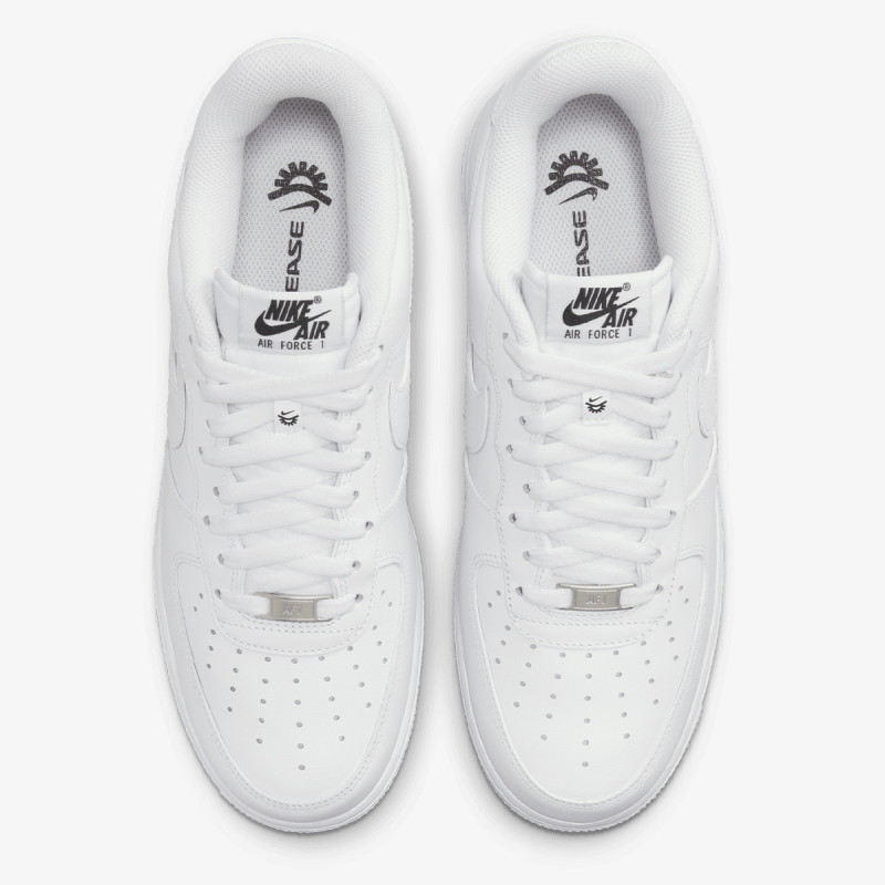Nike AIR FORCE 1 '07 FLYEASE 