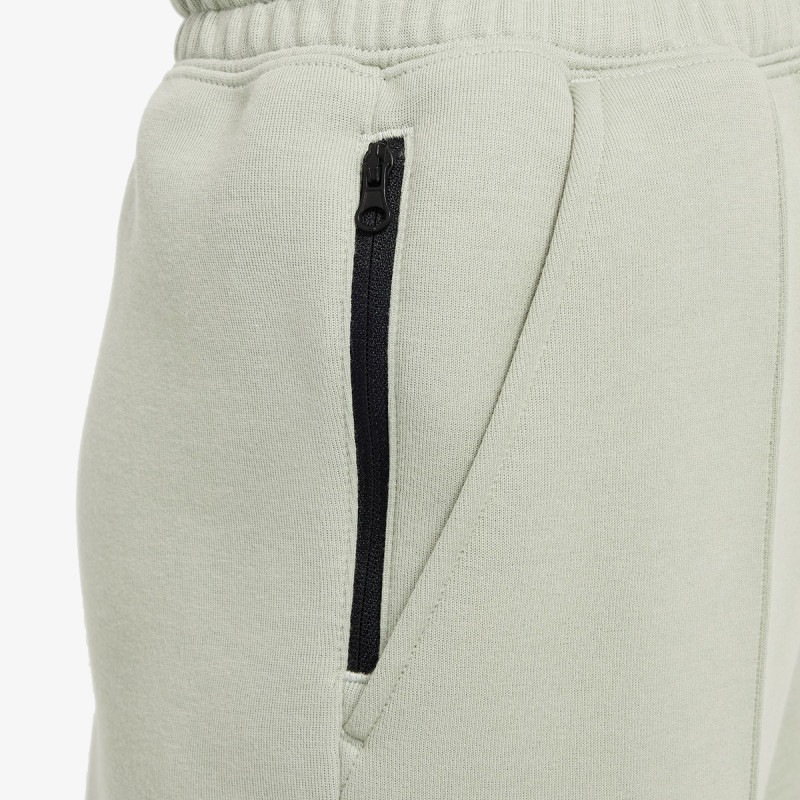 Nike Tech Fleece 