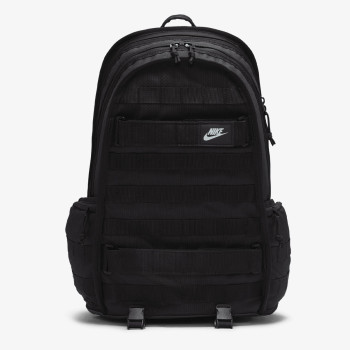 Nike Sportswear 
