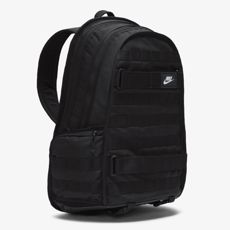 Nike Sportswear 
