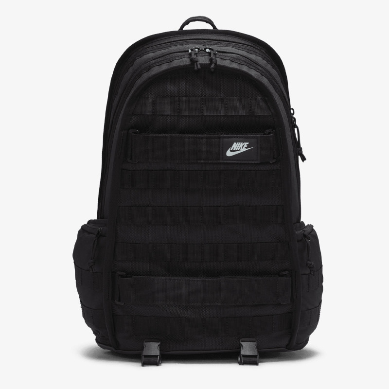 Nike Sportswear 