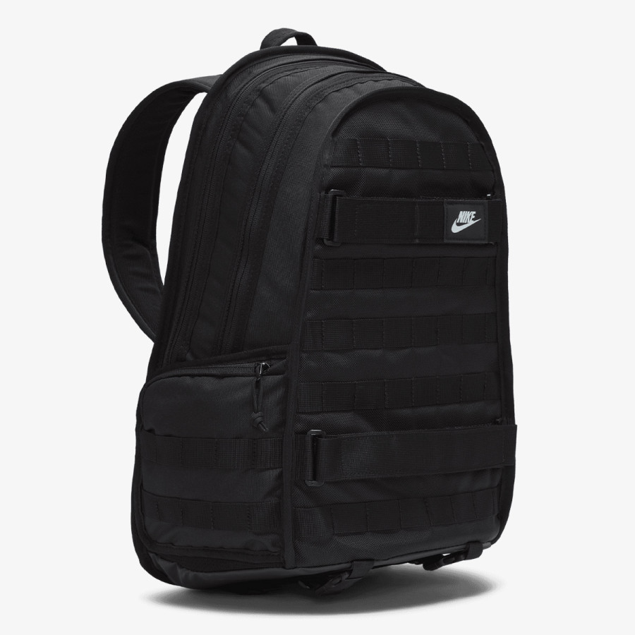 Nike Sportswear 