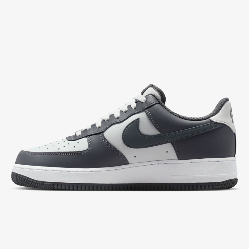 Nike AIR FORCE 1 '07 ESS 