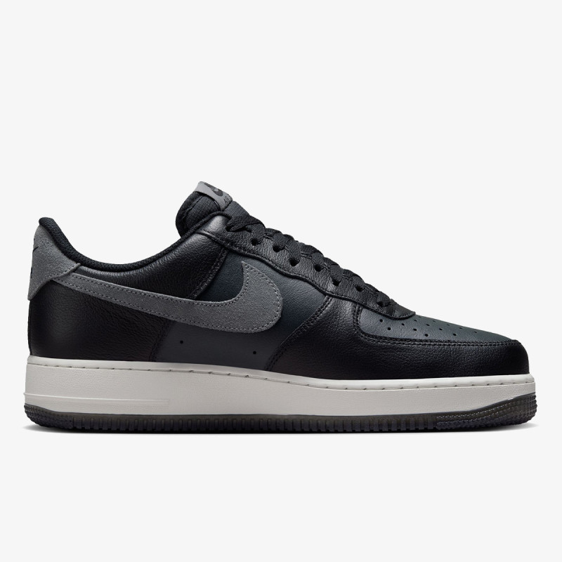 Nike Air Force 1 '07 LV8 2 
