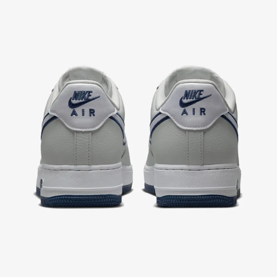 Nike Air Force 1 '07 