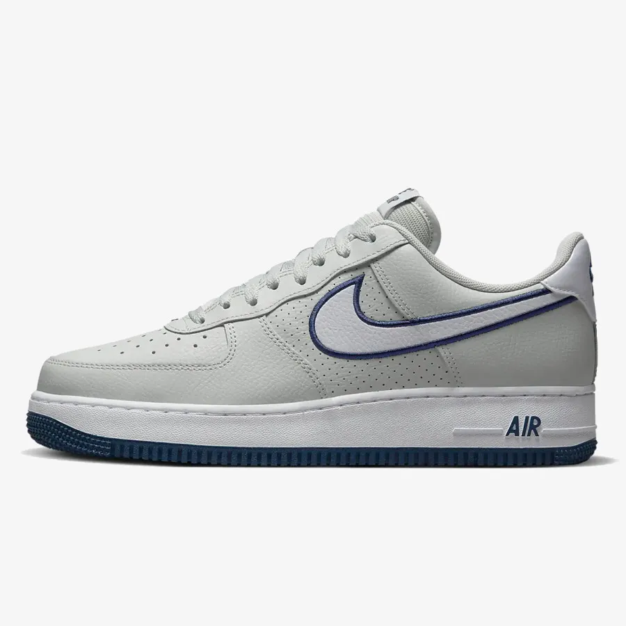 Nike Air Force 1 '07 