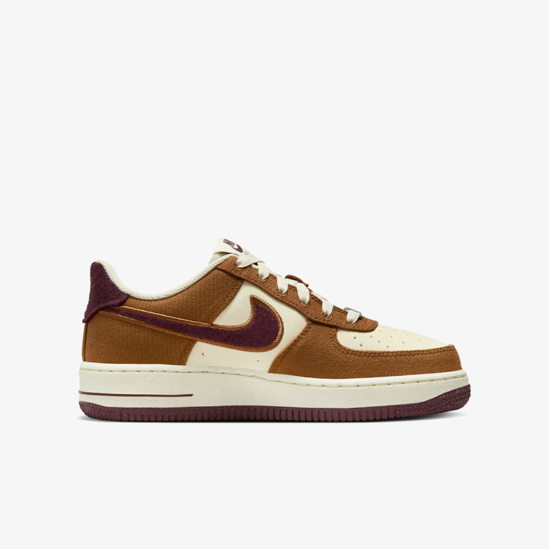 Nike Air Force 1 LV8 3 