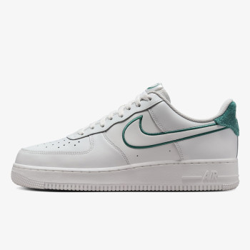 Nike AIR FORCE 1 '07 LV8 CP 