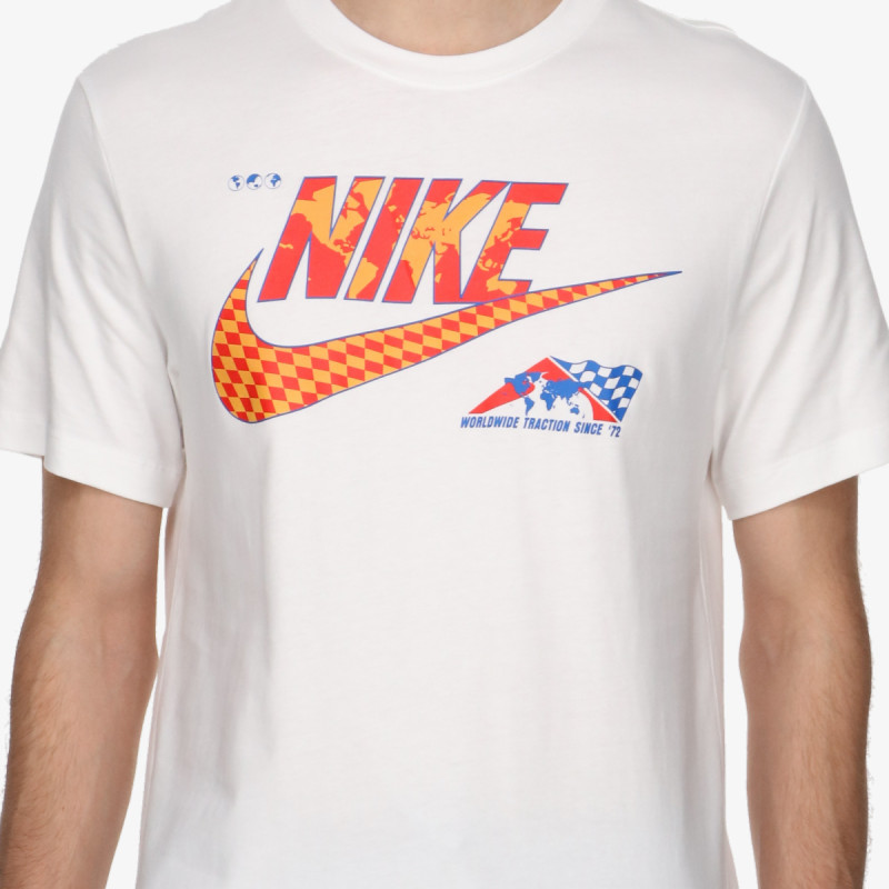 Nike Sportswear 