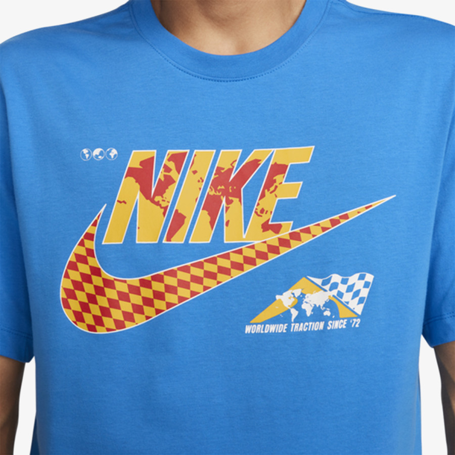 Nike Sportswear 