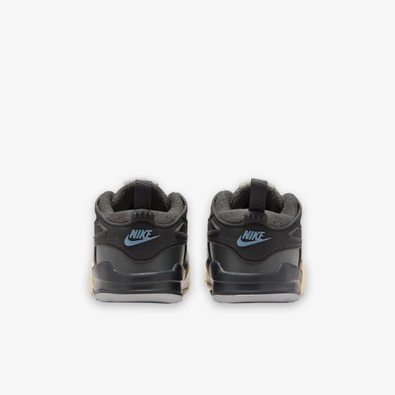 Nike Air Jordan 4 RM 