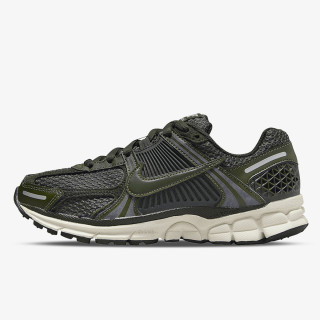 Nike W NIKE ZOOM VOMERO 5 K 
