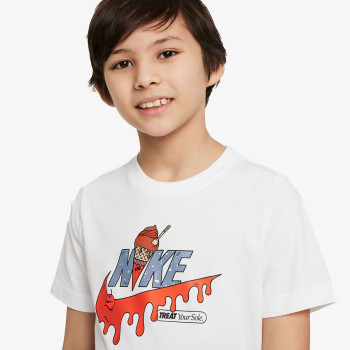 Nike Sportswear 