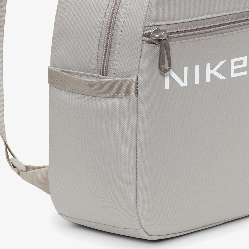 Nike Futura BATOH 6 l 