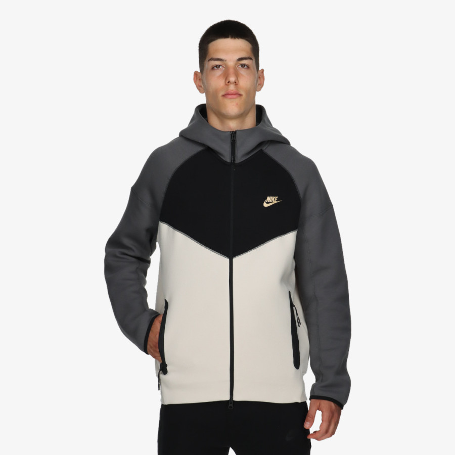 Nike Sportswear Tech Fleece 