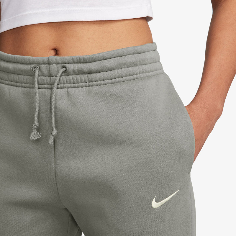 Nike Phoenix 