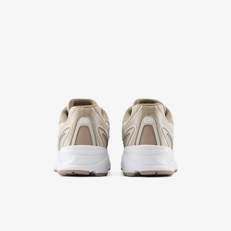 New Balance K 740 