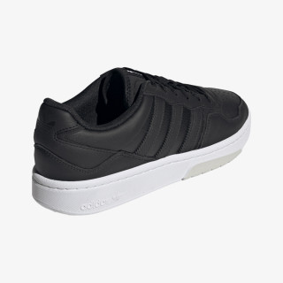 adidas COURTIC 