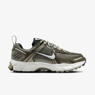 Nike VOMERO 5 BG 