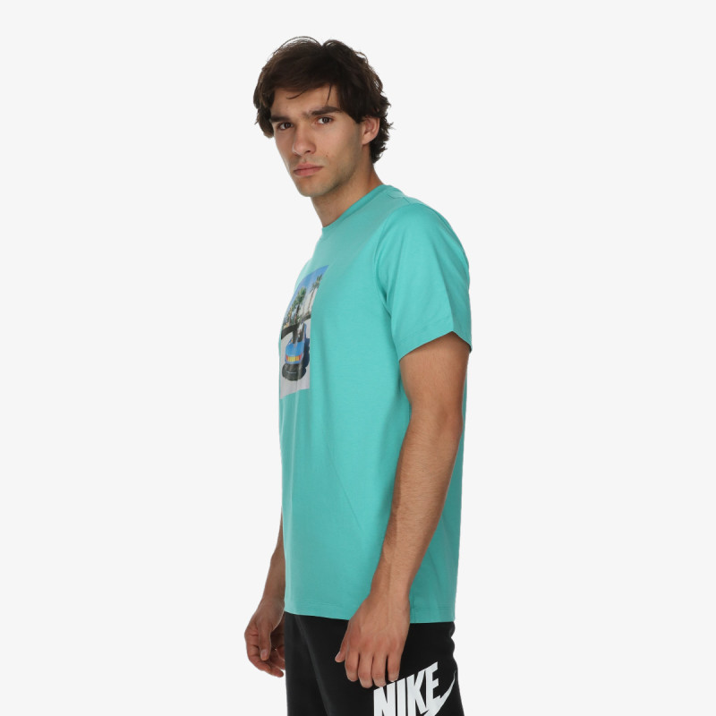 Nike Brand Photo 