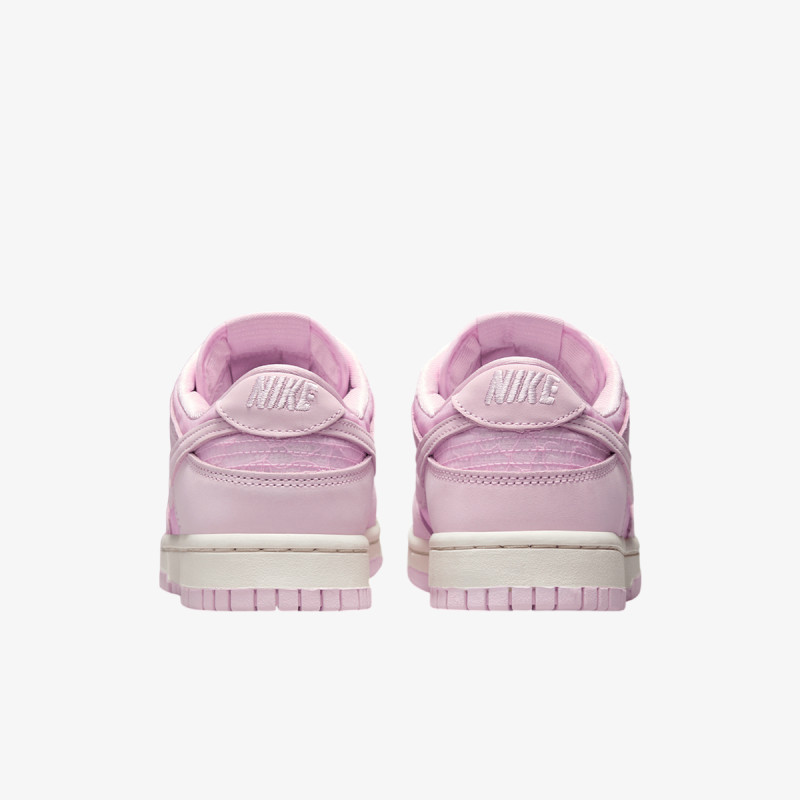 Nike W NIKE DUNK LOW SE TRND 