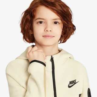 Nike Sportswear 