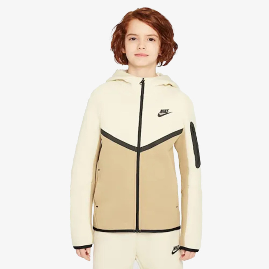 Nike Sportswear 