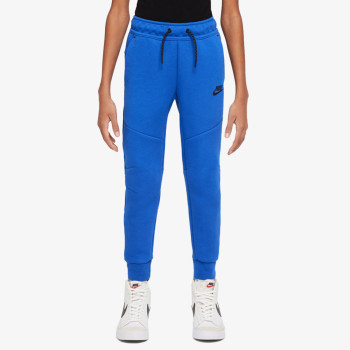 Nike Sportswear 