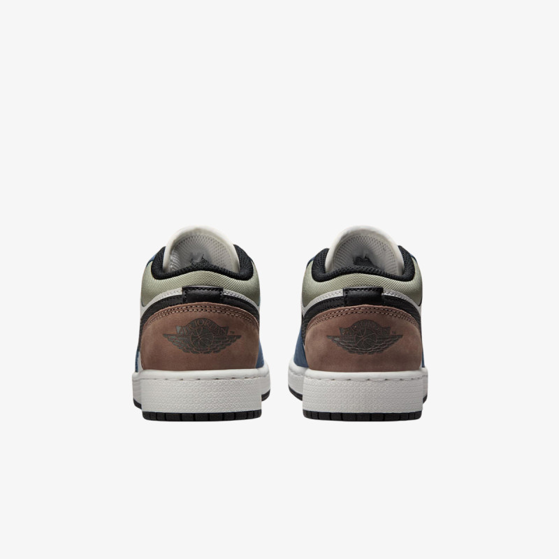 Nike AIR JORDAN 1 LOW BG CN 