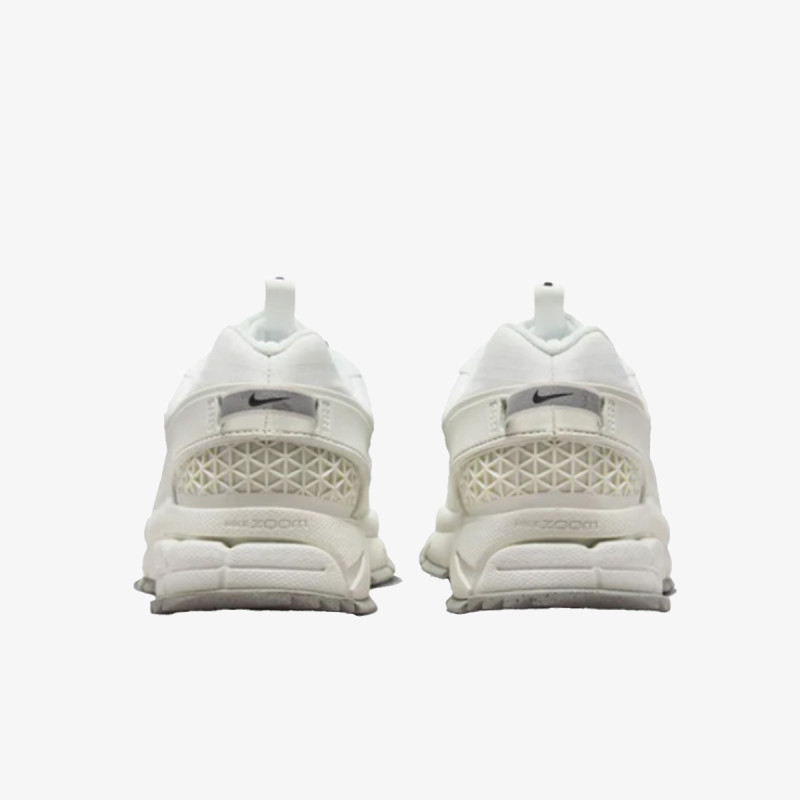 Nike W NIKE ZOOM VOMERO ROAM 