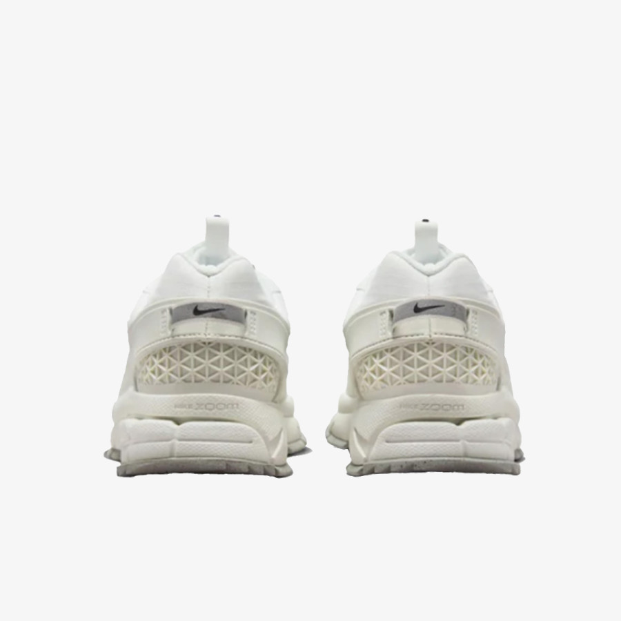Nike W NIKE ZOOM VOMERO ROAM 