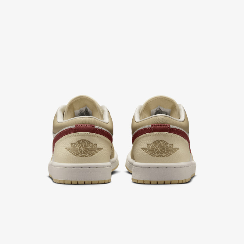 Nike WMNS AIR JORDAN 1 LOW CE 