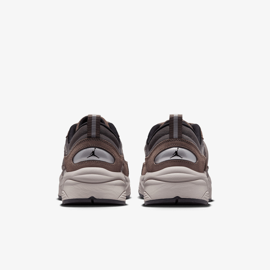 Nike JORDAN TRUNNER O/S 