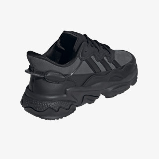 adidas OZWEEGO TR 