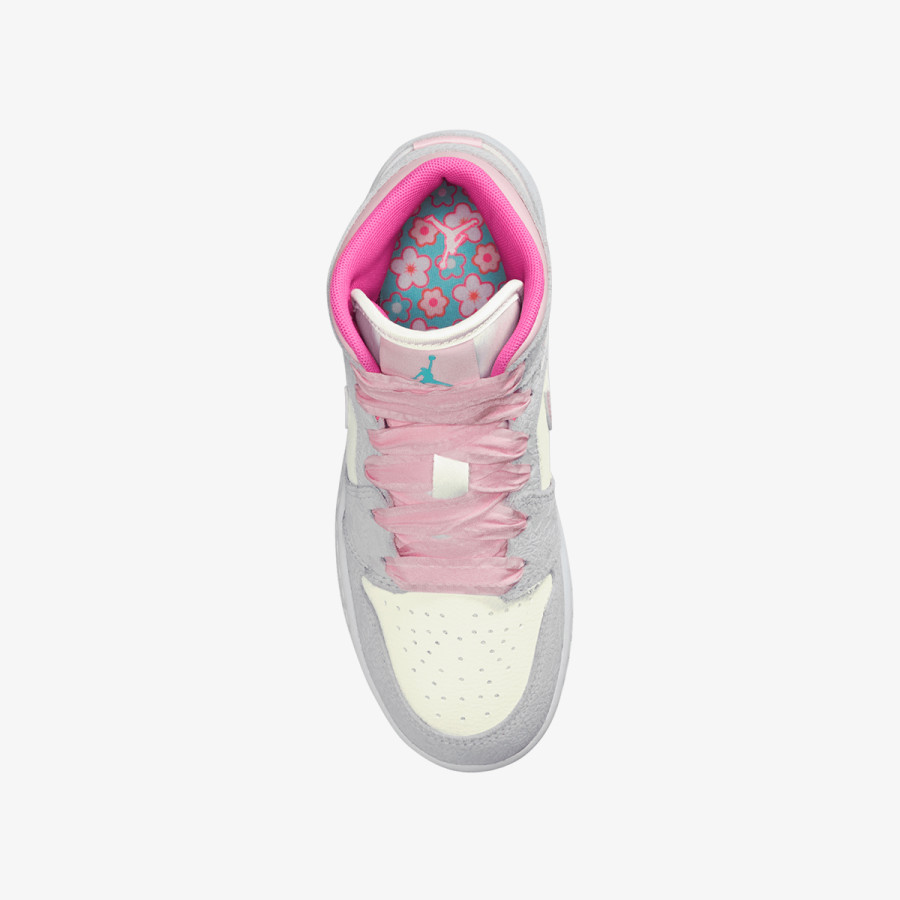 Nike Jordan 1 Mid SE 