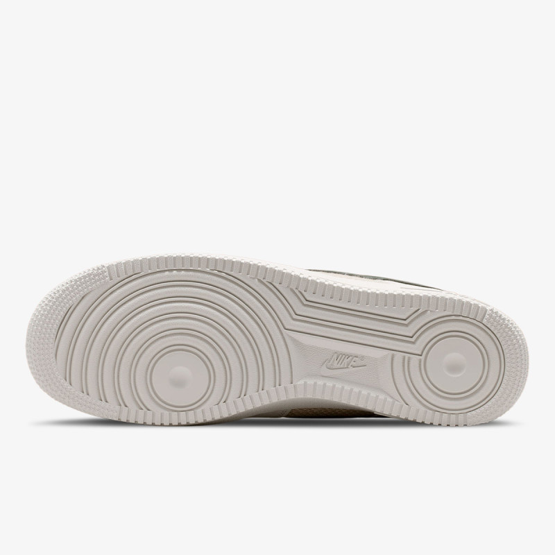 Nike AIR FORCE 1 '07 LV8 