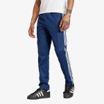 adidas Classic 