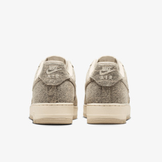 Nike AIR FORCE 1 '07 LV8 
