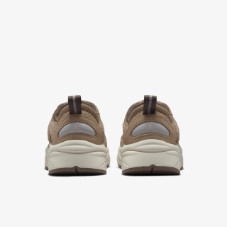 Nike WMNS JORDAN TRUNNER O/S 