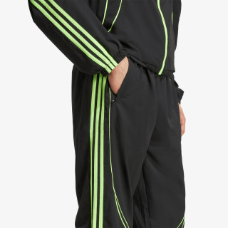 adidas TEAMGEIST TP 