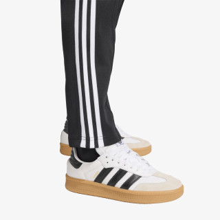 adidas Classic 