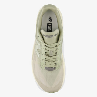 New Balance FuelCell Rebel v5 